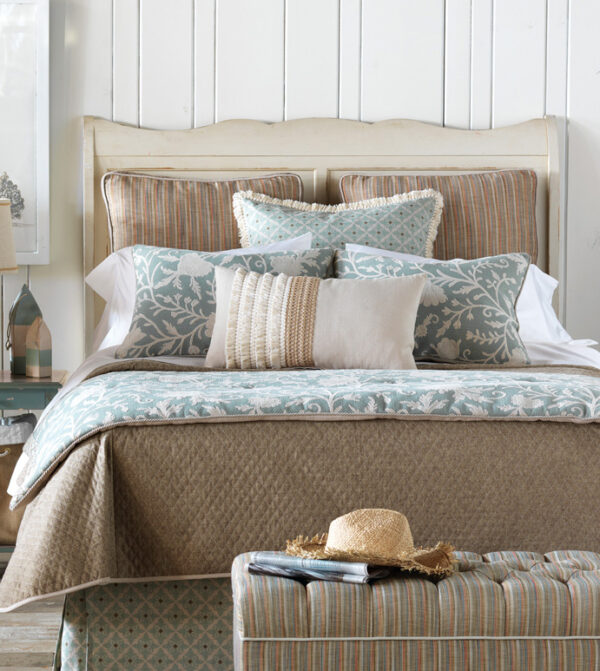 Avila Bed Set